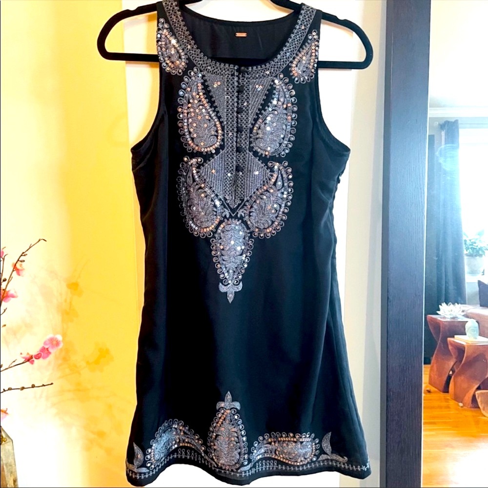 FREE PEOPLE SEQUINED TUNIC